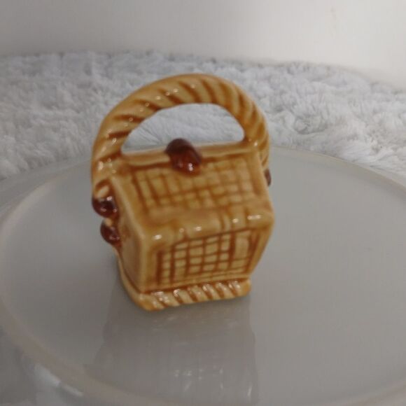Vtg. Goebel Miniature Picnic Basket - Picture 5 of 5